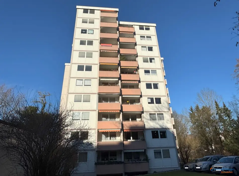 Ansicht2der Immobilien: Große 3,5-Zimmer Wohnung sofort frei! (Titelbild)