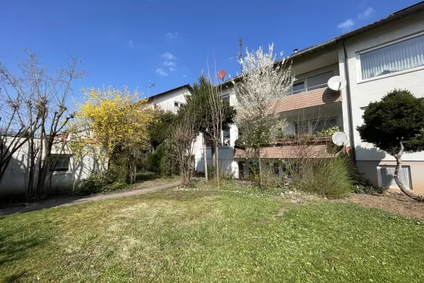 Ansicht Hausder Immobilien: Kapitalanleger oder Eigennutzer? - Eigene Wohnung zum kleinen Preis! (Titelbild)