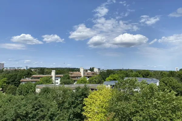 Blick der Immobilie: Ein echtes Penthouse in S-Heumaden (Titelbild)