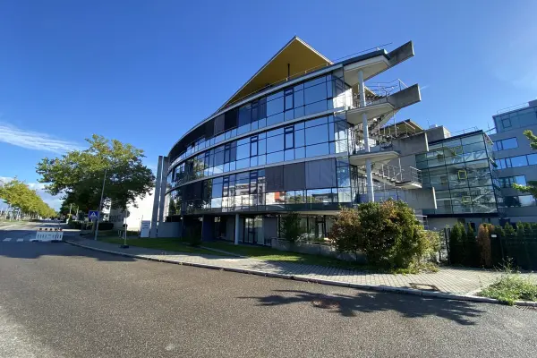 IMG_1642 der Immobilie: Attraktive Büroflächen in Toplage von Leinfelden-Echterdingen (Titelbild)